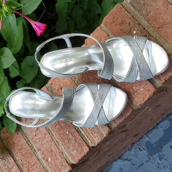 Covington strap sling backs sz. 10 - Picture 2 of 9